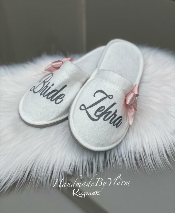 slippers